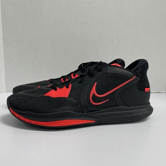 Nike Kyrie Low 5 Black Bright Crimson DJ6012 004 Size 13.5 Irving Dallas Mavs